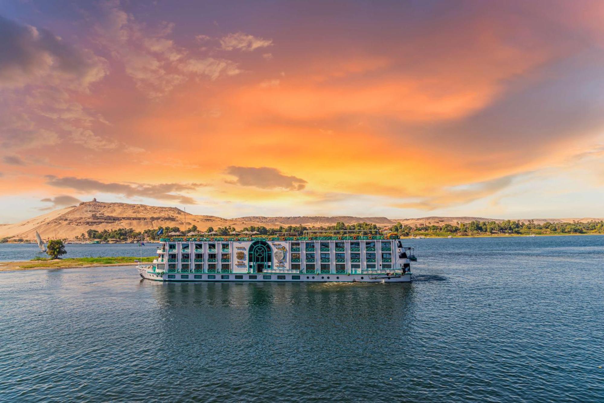Sonesta Moon Goddess Cruise - From Aswan To Luxor - 03 & 07 Nights Every Friday Hotel Bagian luar foto